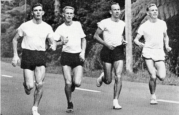 Four of Arthur Lydiard’s athletes running on the Waiatarua Loop